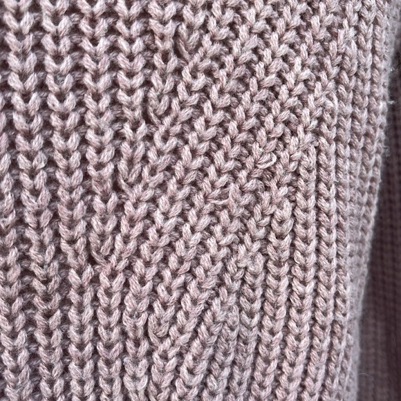 Jacqueline De Yong Turtleneck Sweater - Picture 10 of 10